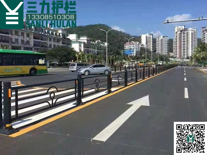 毕节黔西市政道路隔离护栏