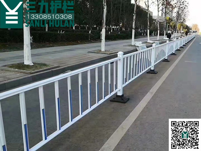 贵州通用蓝白款市政道路护栏